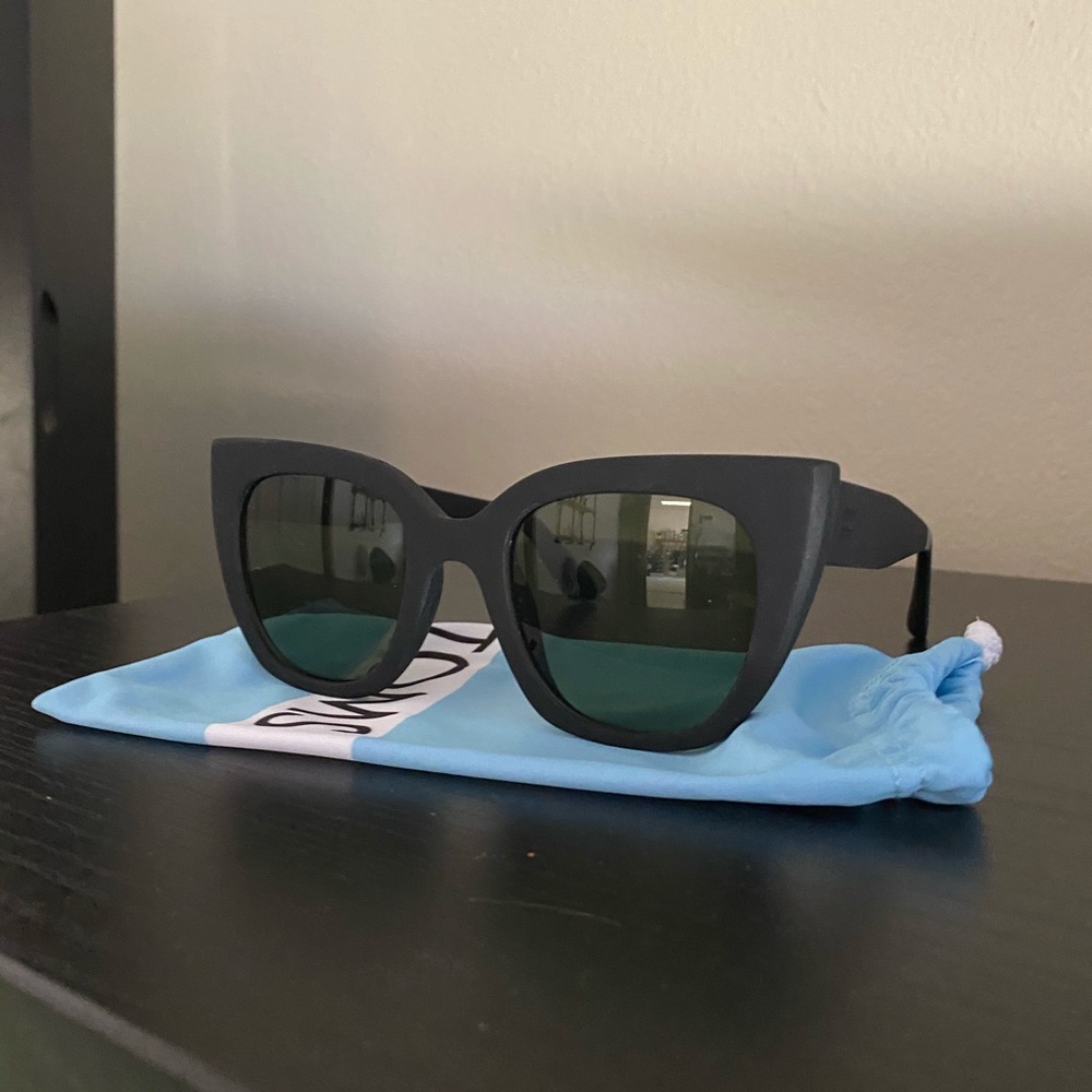 TOMS sunglasses